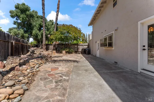 $602,000 | 1661 Fairfield Avenue, Fairfield, CA 94533