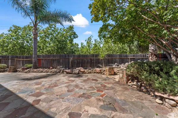 $602,000 | 1661 Fairfield Avenue, Fairfield, CA 94533