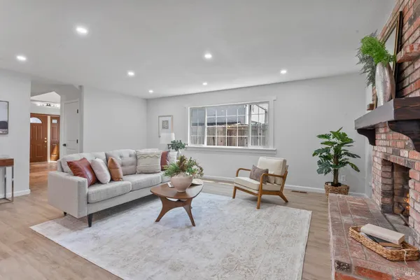 $602,000 | 1661 Fairfield Avenue, Fairfield, CA 94533