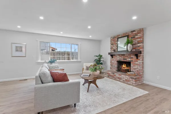 $602,000 | 1661 Fairfield Avenue, Fairfield, CA 94533
