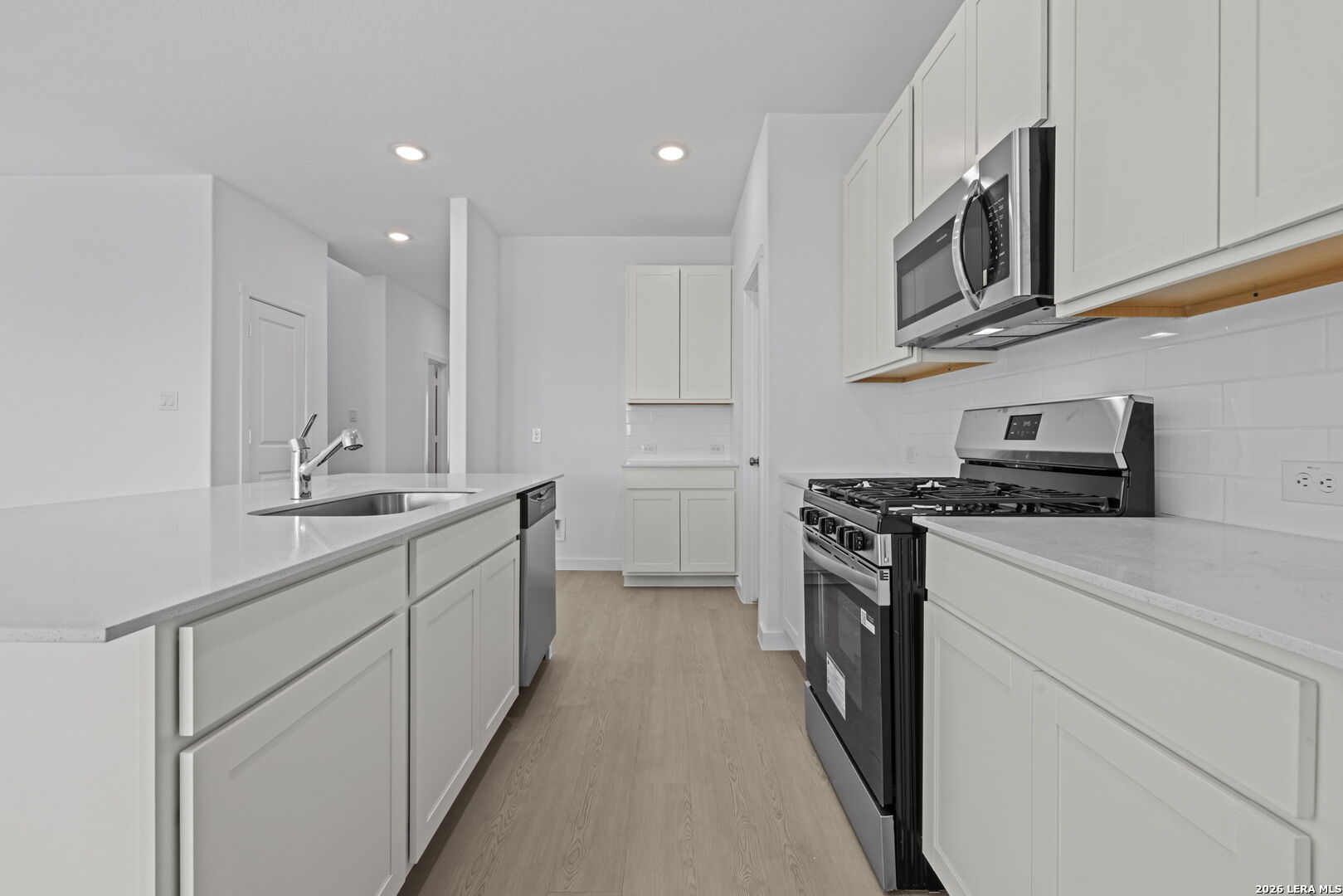 1891 Nuthatch Ridge New Braunfels, TX 78130 - Photo 10 of 29