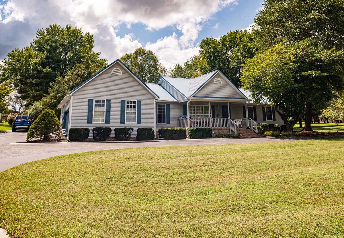 1337 Carter Blake Road Tullahoma, TN 37388 - Photo 2 of 31 Gallery Image 2