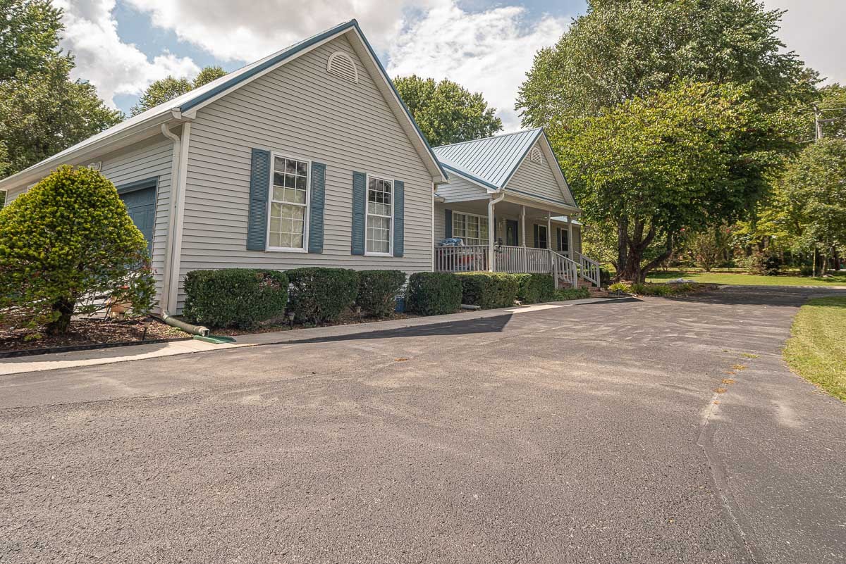 1337 Carter Blake Road Tullahoma, TN 37388 - Photo 5 of 31 Gallery Image 5