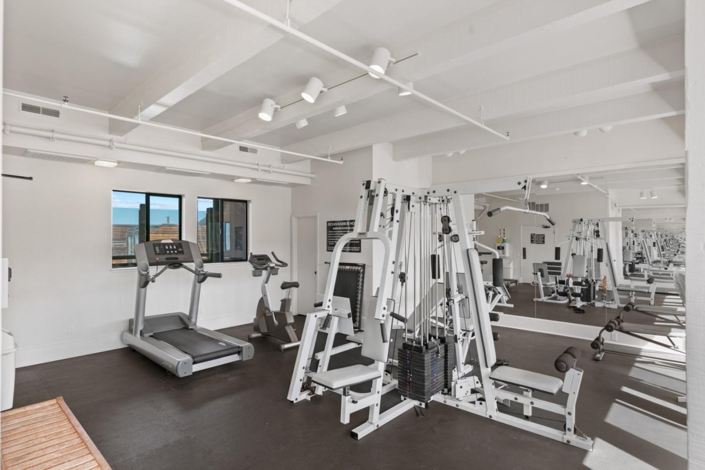 125 Surf Way, Unit 343 Monterey, CA 93940 - Photo 21 of 33