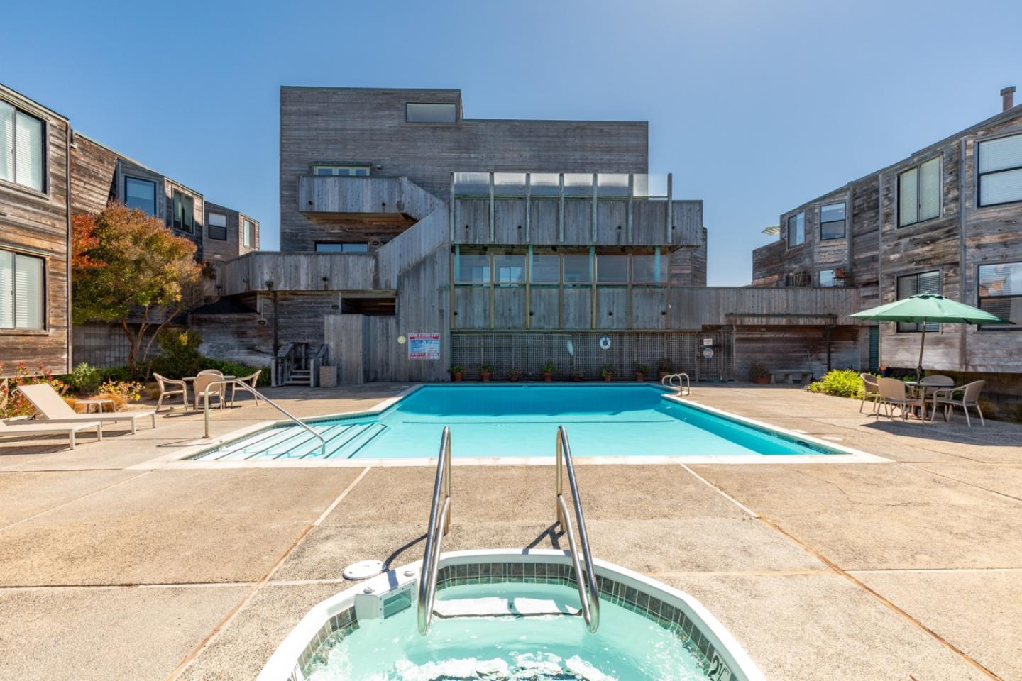 125 Surf Way, Unit 343 Monterey, CA 93940 - Photo 25 of 33