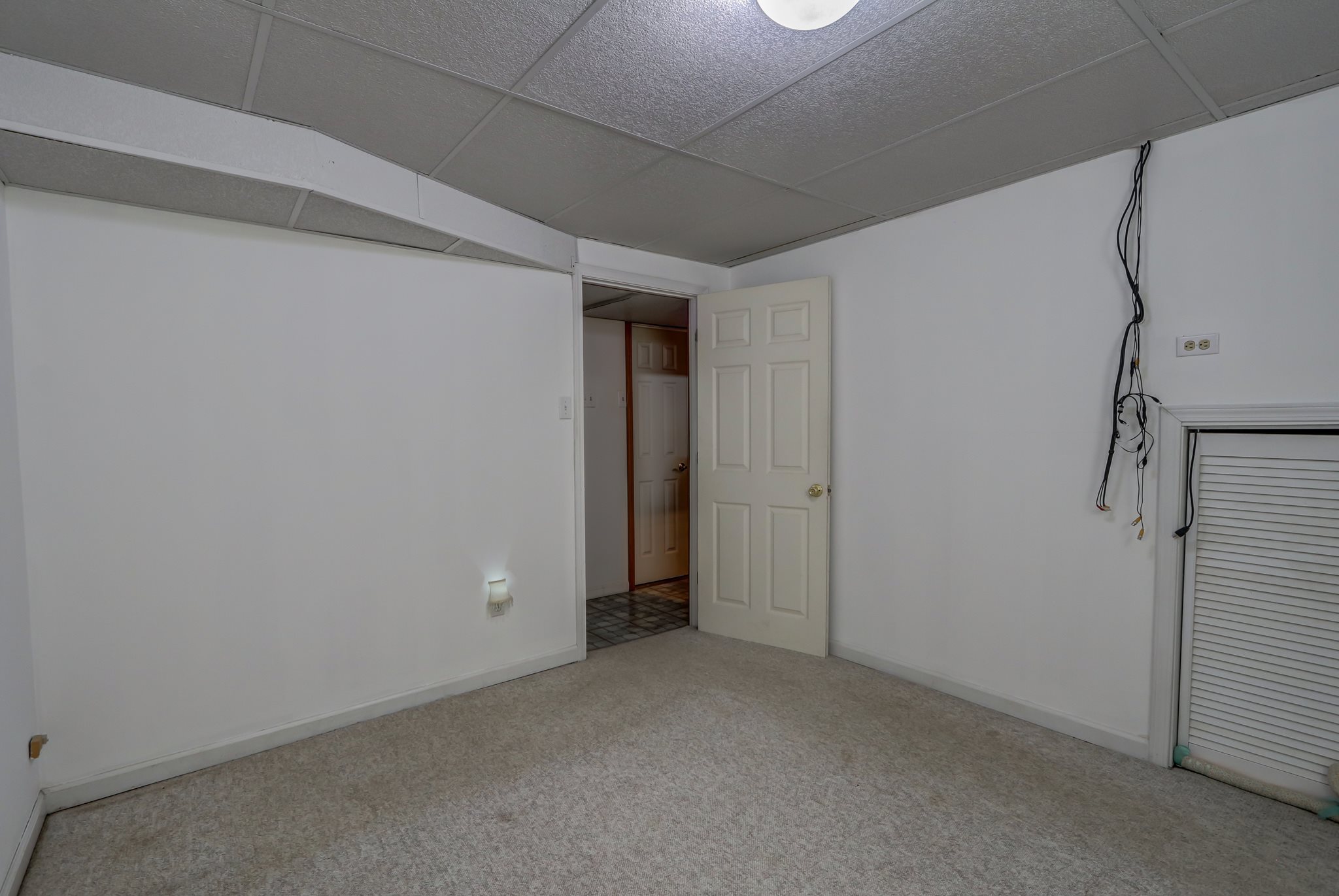 6017 North Highland Road Grandview, IN 47615 - Photo 21 of 36