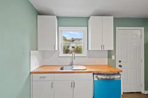 $275,000 | 7224 Paseo Boulevard, Kansas City, MO 64131