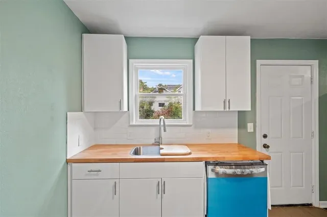 $275,000 | 7224 Paseo Boulevard, Kansas City, MO 64131