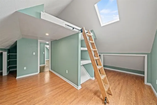 $275,000 | 7224 Paseo Boulevard, Kansas City, MO 64131