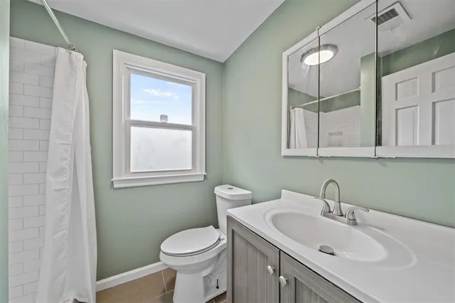 $275,000 | 7224 Paseo Boulevard, Kansas City, MO 64131