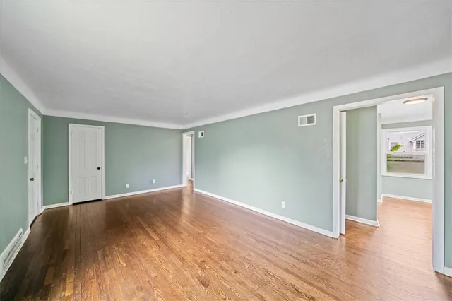 $275,000 | 7224 Paseo Boulevard, Kansas City, MO 64131