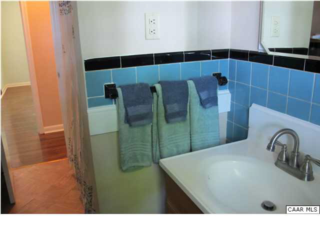 495 Stagecoach Road Charlottesville, VA 22902 - Photo 15 of 27 Gallery Image 15