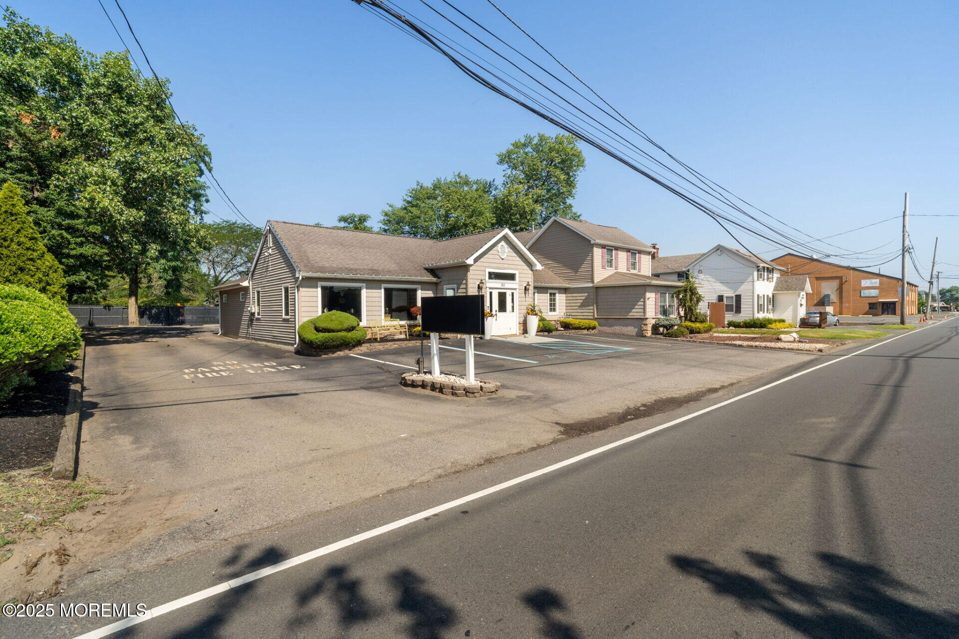 362 Broadway Keyport, NJ 07735 - Photo 16 of 18 a view of a street with houses