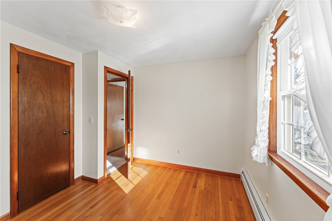 103 Pembroke Lane Coventry, RI 02816 - Photo 8 of 14