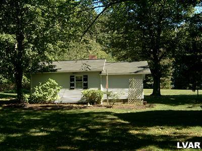 124 Palmer Road Bangor, PA 18013 - Photo 3 of 7 Outbuilding