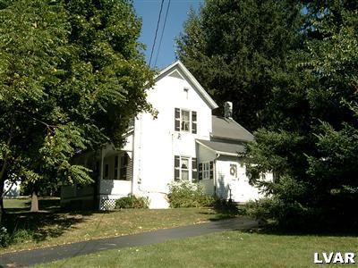 124 Palmer Road Bangor, PA 18013 - Photo 4 of 7 side of house