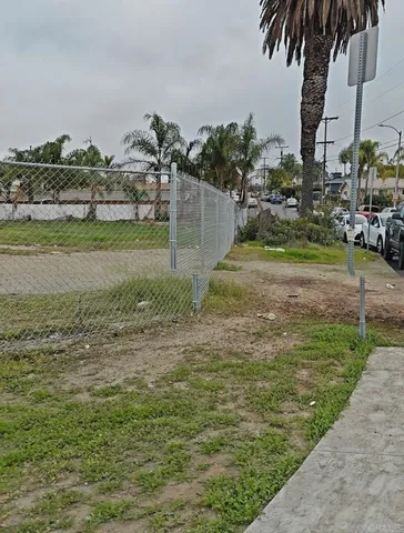 $550,000 | 757 North Santa Fe Avenue, Vista, CA 92084