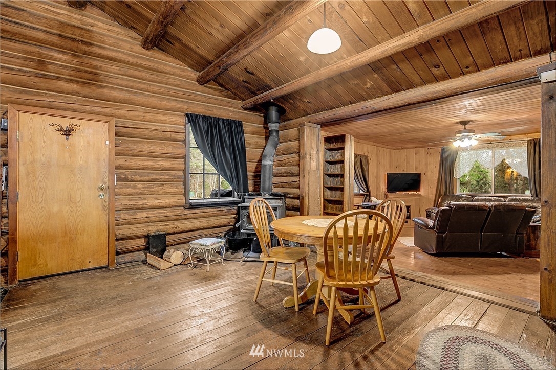 47617 Spring Water Road East Eatonville, WA 98328 - Photo 12 of 25