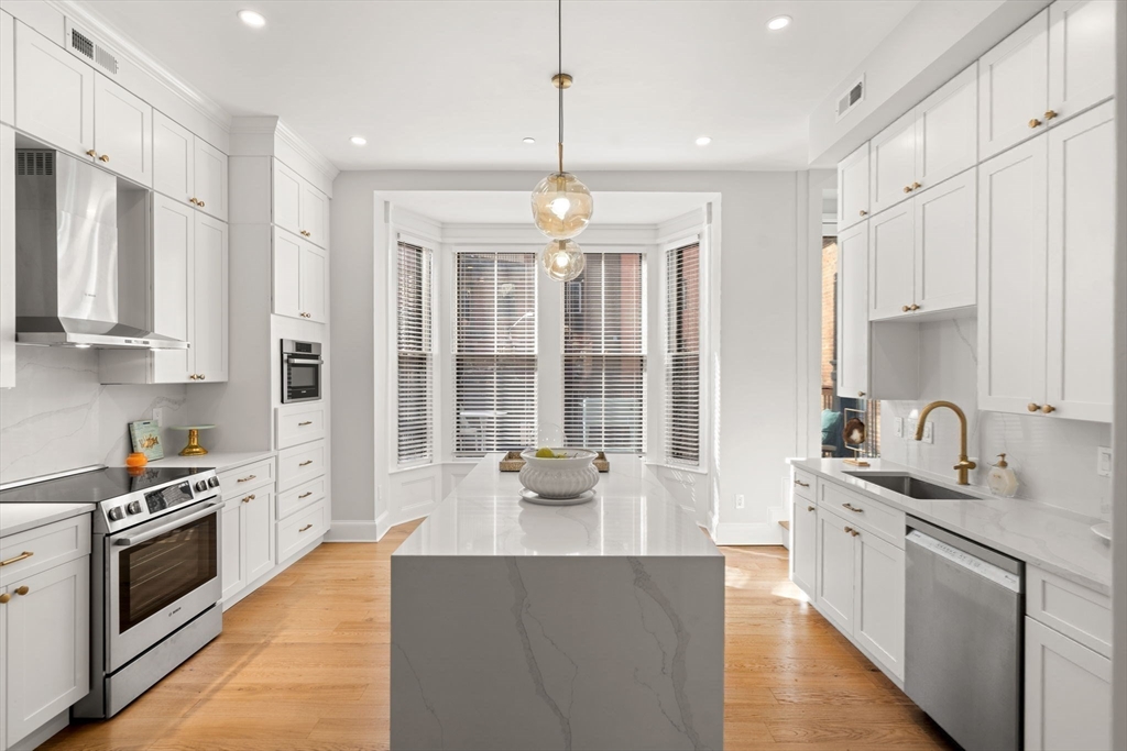 5 Worcester Square, Unit 2 Boston, MA 02118 - Photo 15 of 29 Gallery Image 15