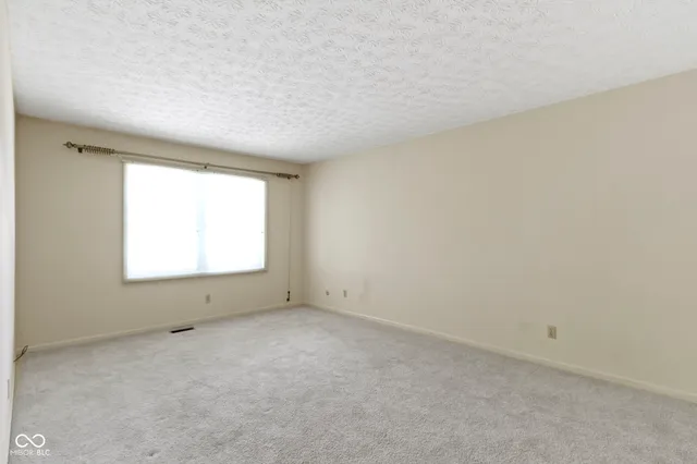 $210,000 | 7622 Castleton Farms W Drive, Indianapolis, IN 46256