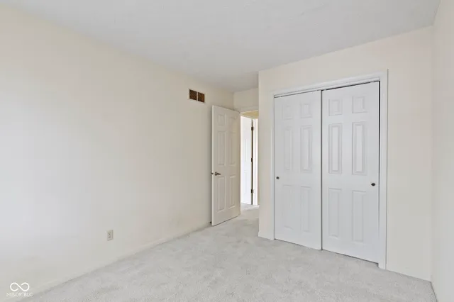 $210,000 | 7622 Castleton Farms W Drive, Indianapolis, IN 46256