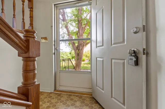 $210,000 | 7622 Castleton Farms W Drive, Indianapolis, IN 46256