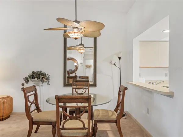 $1,900 | 4440 Weybridge, Unit 4440, Sarasota, FL 34235