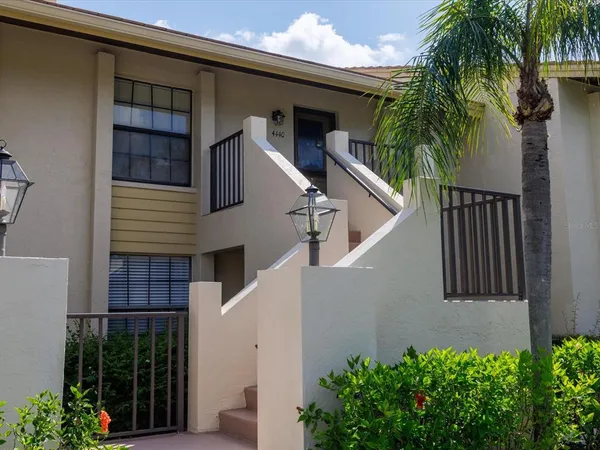 $1,900 | 4440 Weybridge, Unit 4440, Sarasota, FL 34235