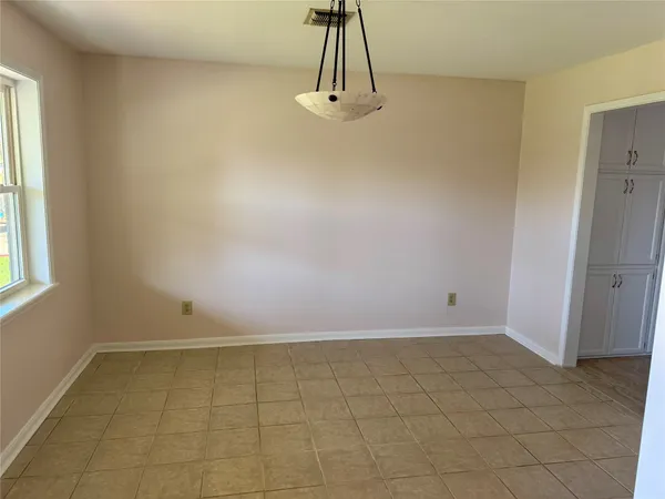 $2,400 | 1109 Sally Anne Drive, Rosenberg, TX 77471