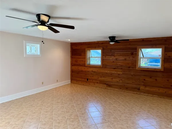 $2,400 | 1109 Sally Anne Drive, Rosenberg, TX 77471