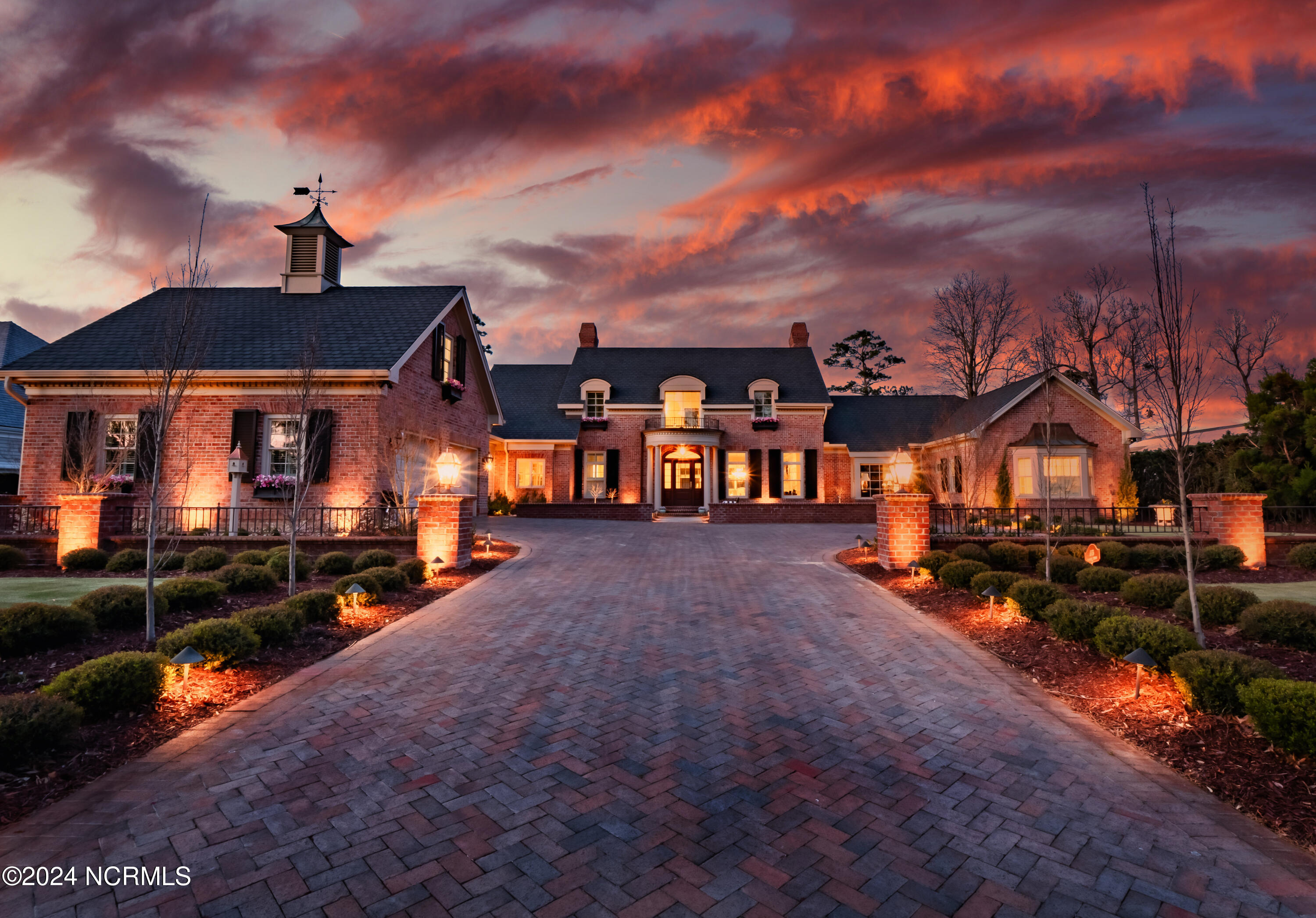 613 Dundee Drive Wilmington, NC 28405 - Photo 1 of 110 001_pja11905-hdr