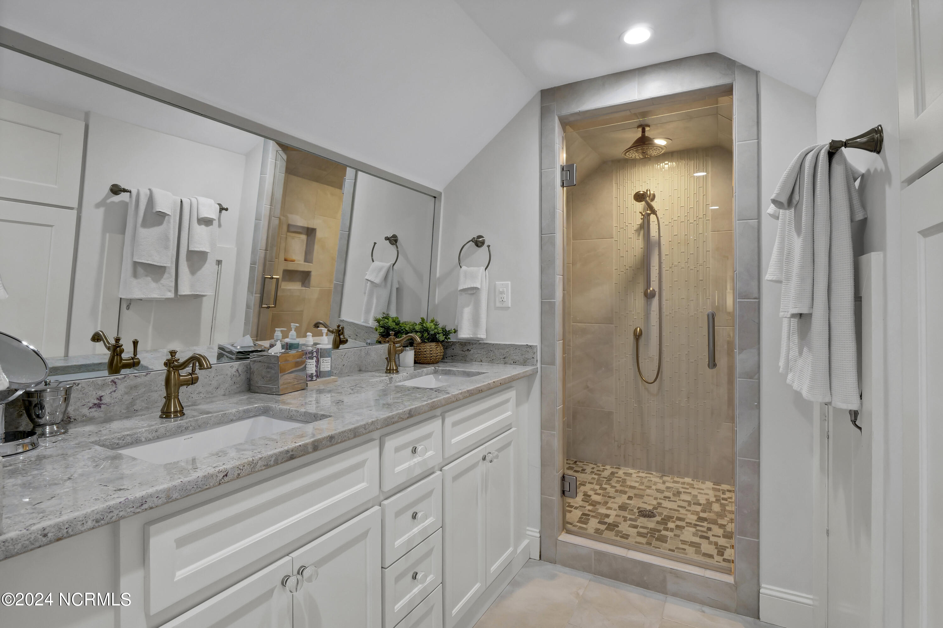 613 Dundee Drive Wilmington, NC 28405 - Photo 81 of 110 088_pja17906