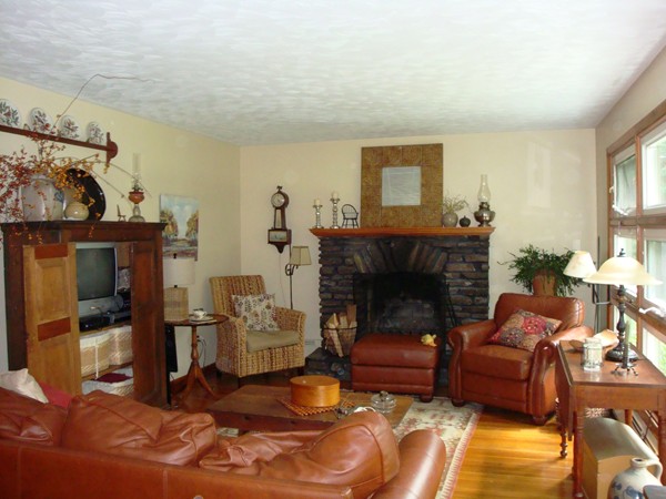 415 Breakneck Road Southbridge, MA 01550 - Photo 2 of 21