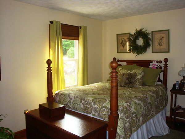 415 Breakneck Road Southbridge, MA 01550 - Photo 8 of 21