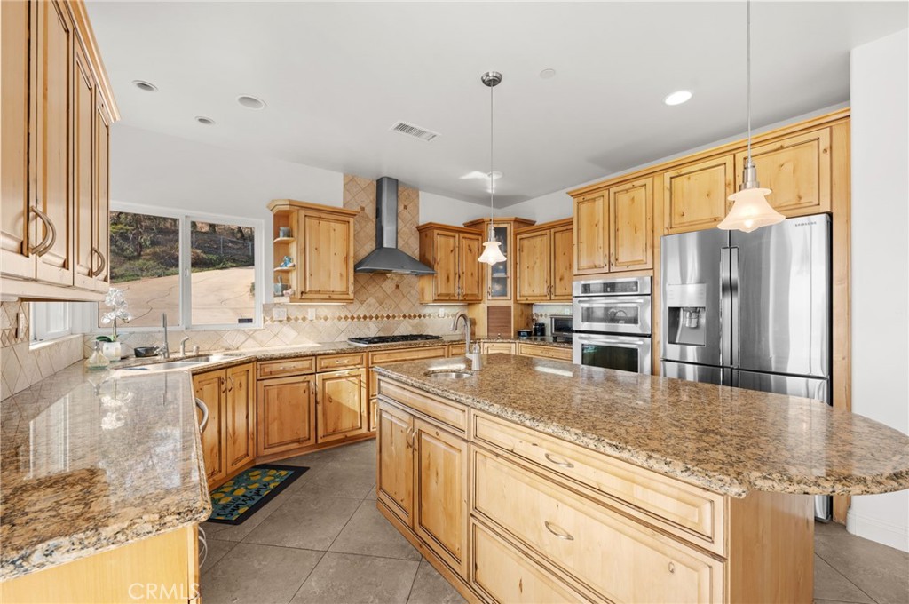 2240 Aqua Hill Road Fallbrook, CA 92028 - Photo 16 of 54