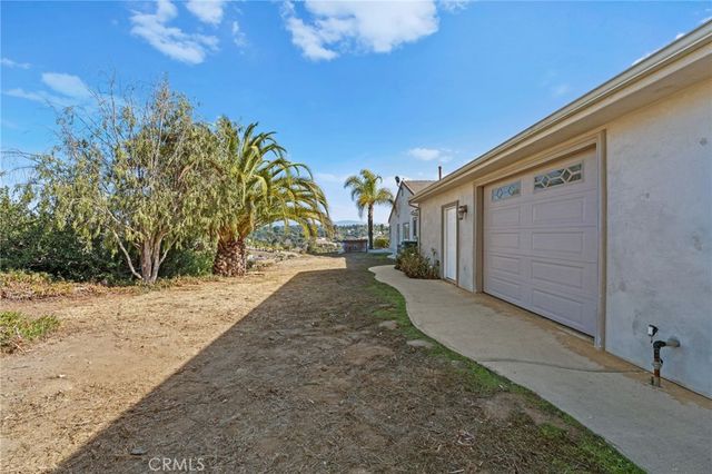 $1,099,000 | 2240 Aqua Hill Road, Fallbrook, CA 92028