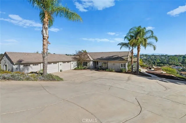 $1,099,000 | 2240 Aqua Hill Road, Fallbrook, CA 92028
