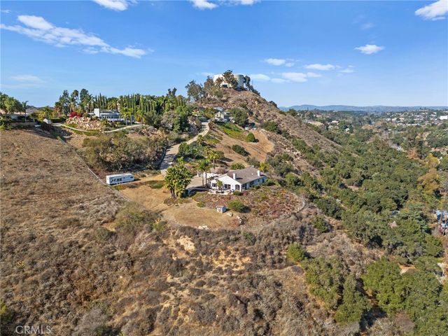 $1,099,000 | 2240 Aqua Hill Road, Fallbrook, CA 92028