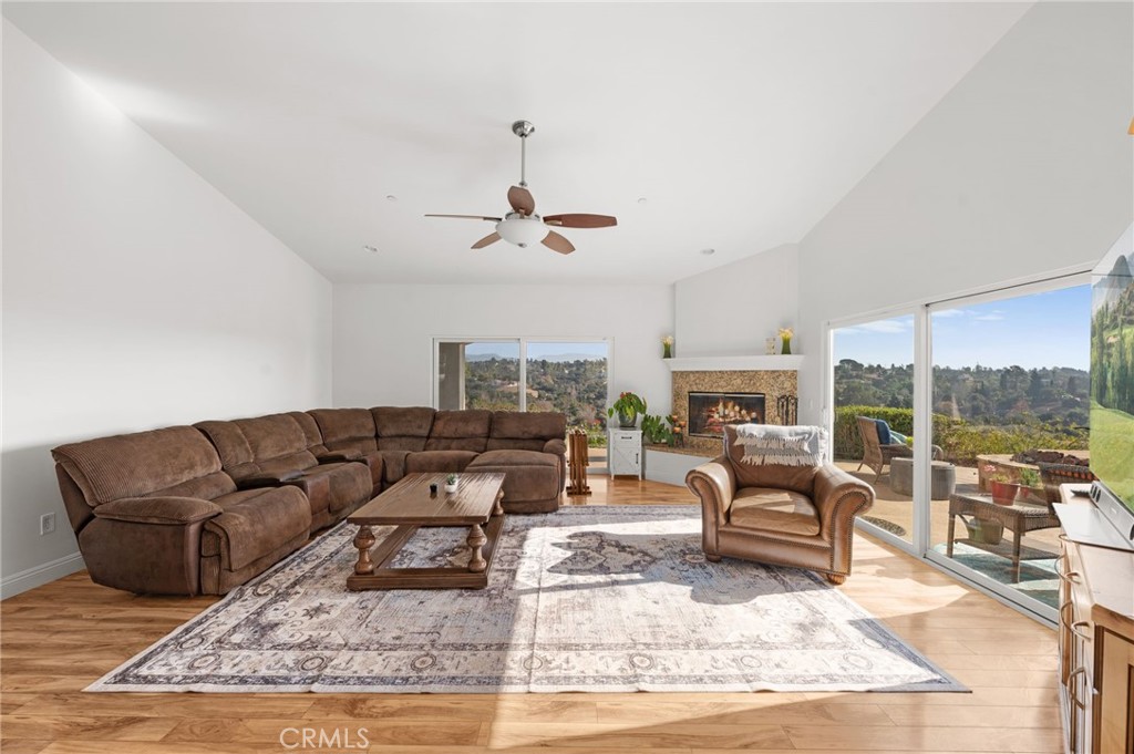 2240 Aqua Hill Road Fallbrook, CA 92028 - Photo 10 of 54