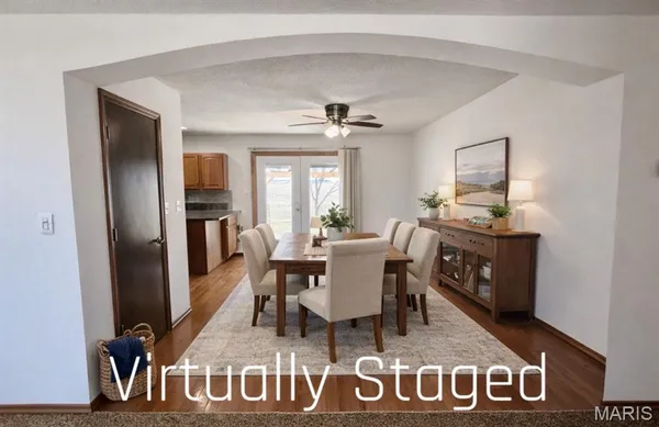 $414,900 | 16328 Stolletown Road, Carlyle, IL 62231