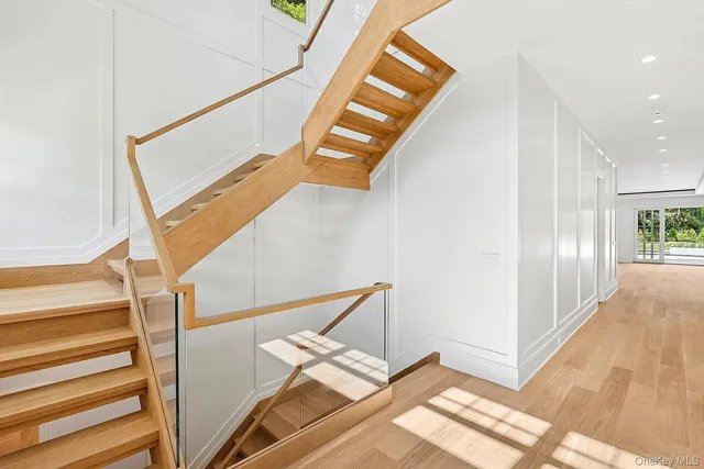 a view of an entryway