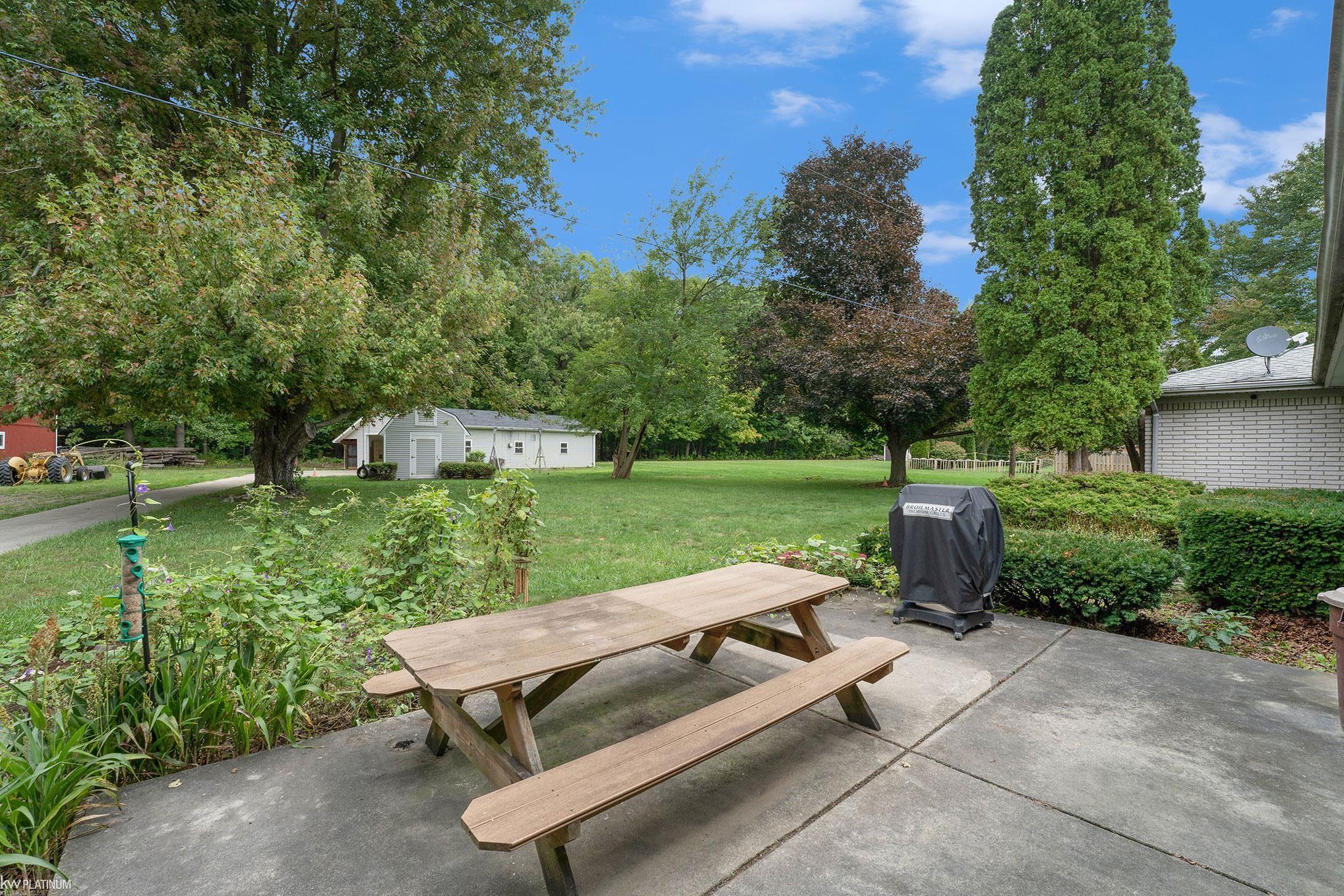24585 Armada Ridge Road Armada, MI 48005 - Photo 23 of 29