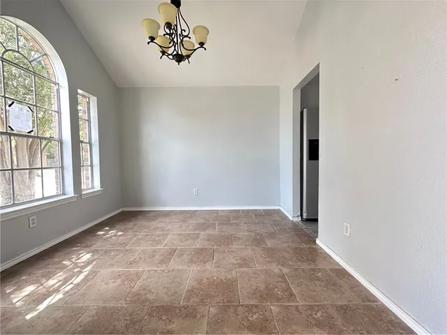 $1,975 | 7941 Elk Drive, Corpus Christi, TX 78414