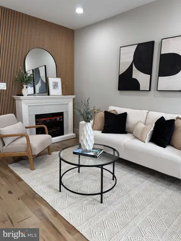 $879,000 | 344 Elm Street Northwest, Washington, DC 20001