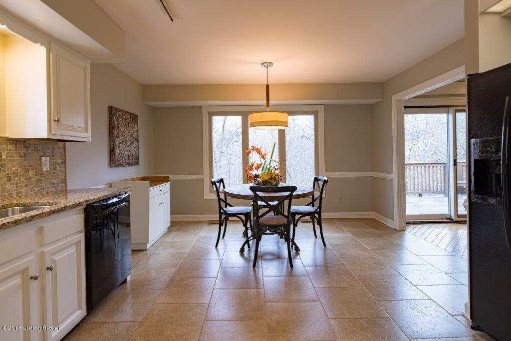 5409 Apache Road Louisville, KY 40207 - Photo 8 of 39 Eat-in kitchen