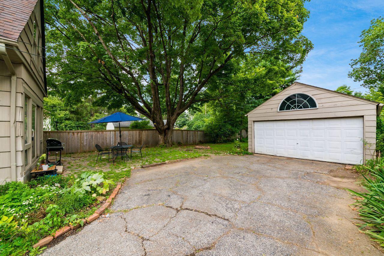 146 Aldrich Road Columbus, OH 43214 - Photo 27 of 28 L_146_Aldrich005 - Copy - Copy