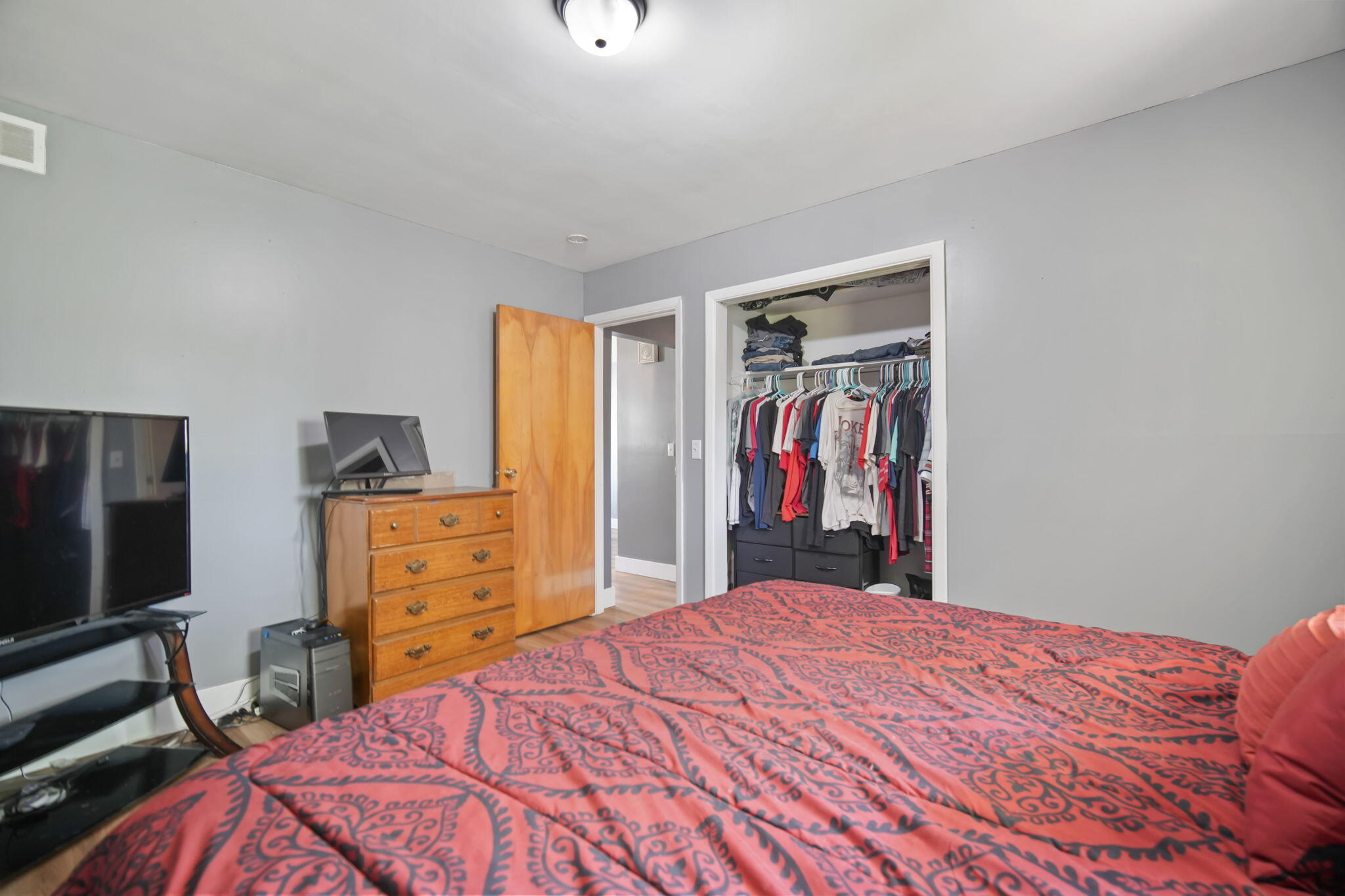4111 Spring Arbor Road Jackson, MI 49201 - Photo 13 of 28 13-web-or-mls-DSC05563