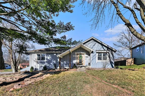 $300,000 | 500 Wells Road, Platte City, MO 64079