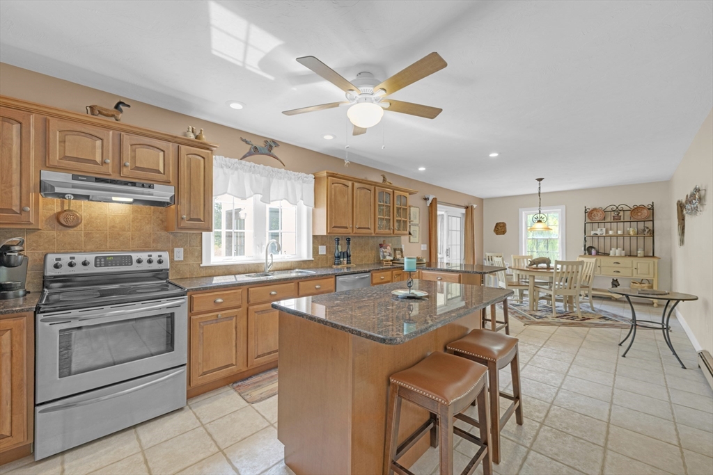 7 Kittredge Road North Brookfield, MA 01535 - Photo 4 of 42