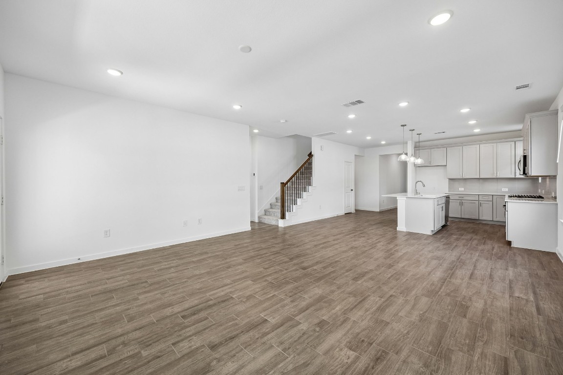 15190 Wild Gully Way Conroe, TX 77302 - Photo 9 of 38